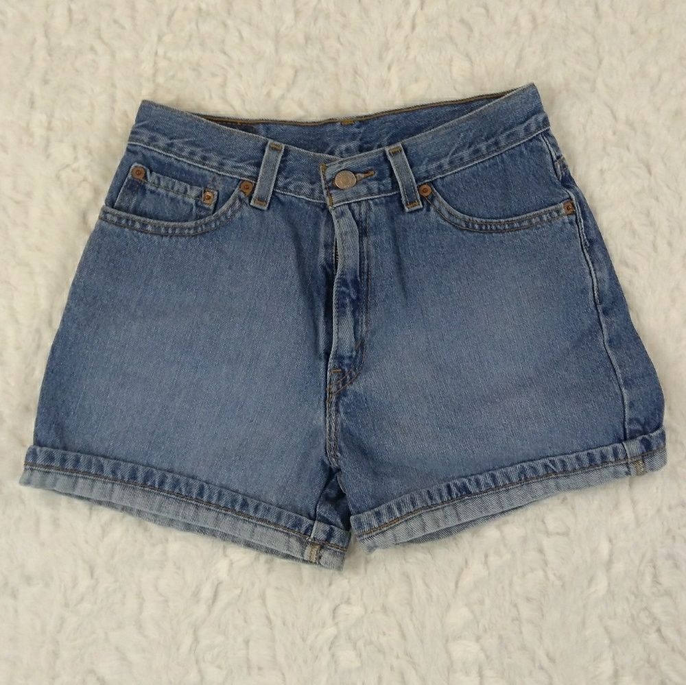 🌹Levi's Denim Shorts Size 16